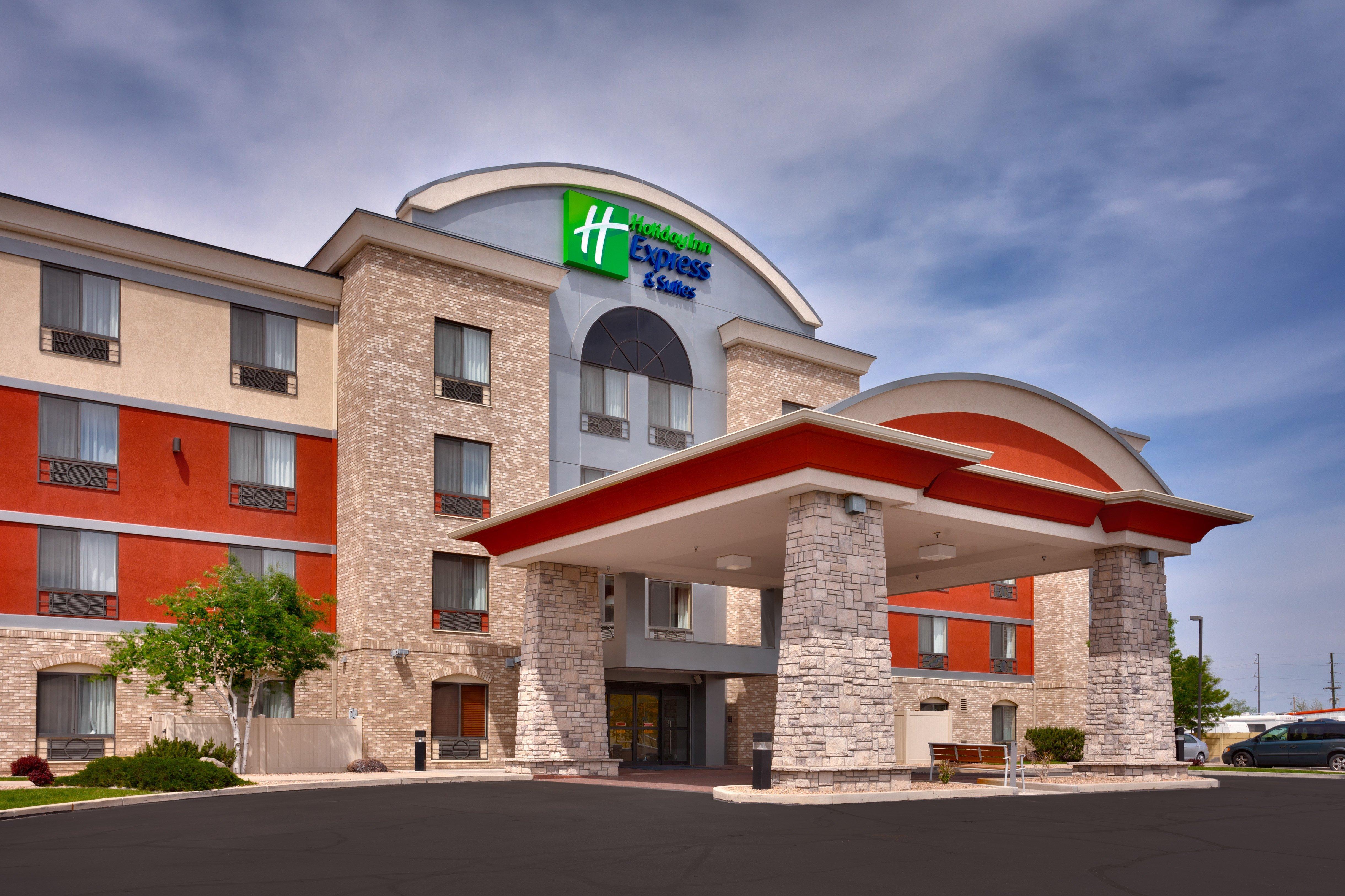 Holiday Inn Express Hotel & Suites Grand Junction By Ihg Exterior foto